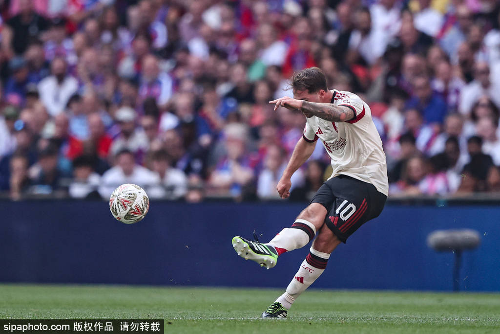 利物浦引援再遇滑铁卢,水晶宫后卫格伊转会告吹!