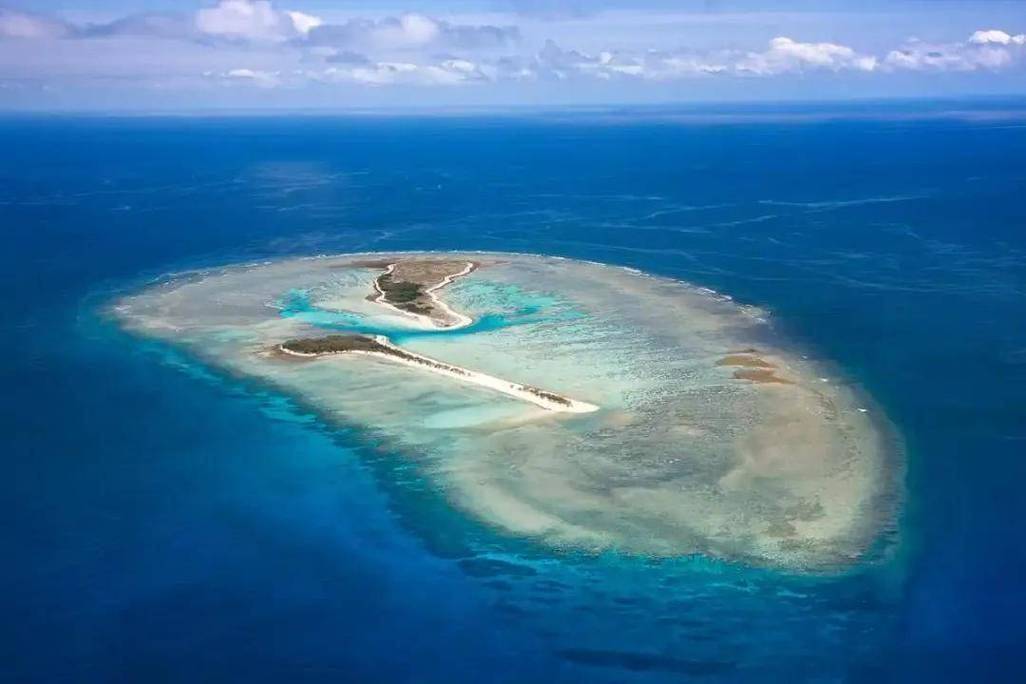 12小时后,马科斯等来北京的回复,中方回应的3个字,让他死心了