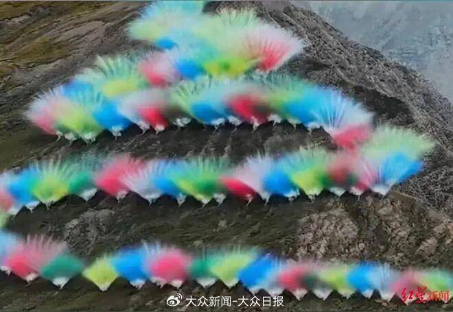 捞舆 | 烟花“炸山”,一场“合规”的破坏何以发生?