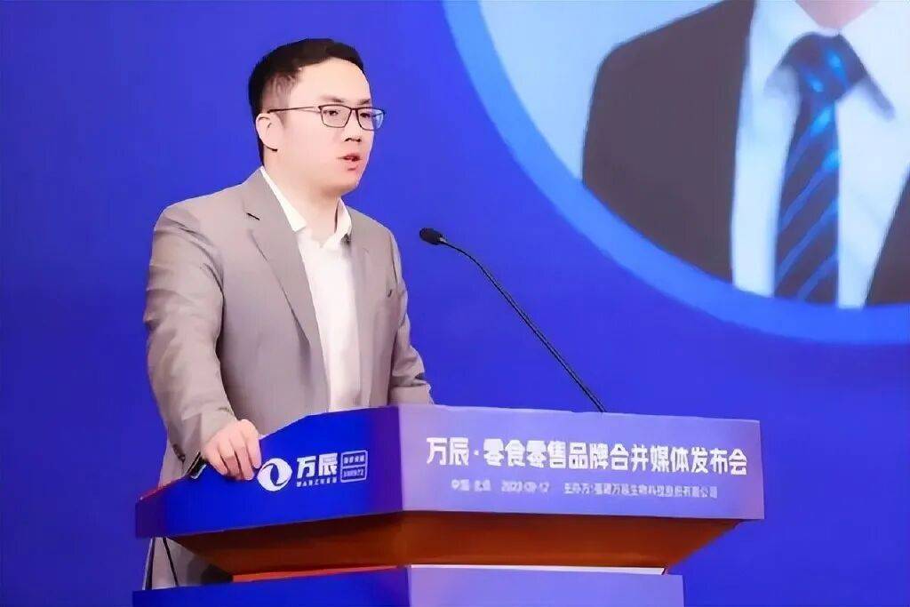 好想来万店狂奔,母公司冲刺量贩零食港股第一股