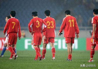 国足去泡菜国带的那些箱子,到底装的是球衣服还是免税品?