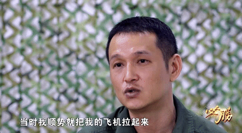 不打伊朗了!美军F-22调转枪口,抵达琉球,面对歼16暴露致命问题