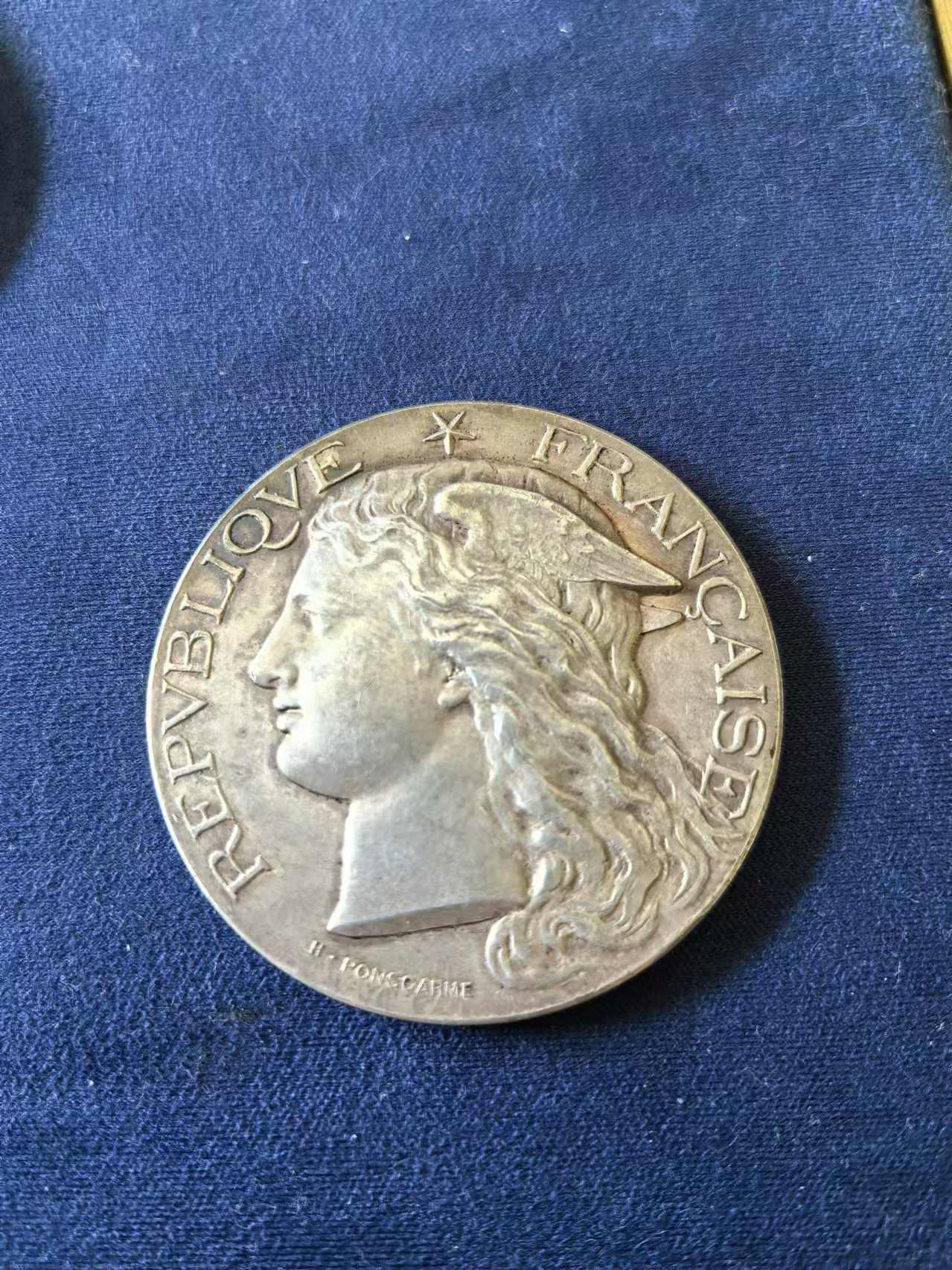 法国货币叫什么(法国用的货币是什么货币)