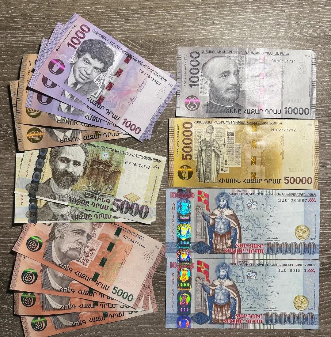 罗马尼亚货币(罗马尼亚货币兑换美元)